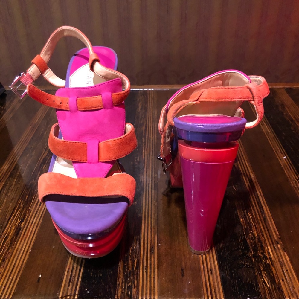 Size 7 Gianni Bini Platform Heels. - Picture 2 of 5